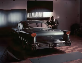 1957 Oldsmobile Starfire 98 Holiday Sedan (3039SDX) '1956–57