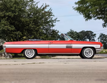 1962 Oldsmobile Starfire Convertible (3667)