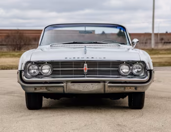 1962 Oldsmobile Starfire Convertible (3667)