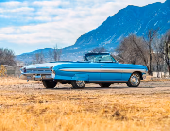 1961 Oldsmobile Starfire Convertible (3667)