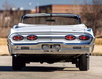 1962 Oldsmobile Starfire Convertible (3667)