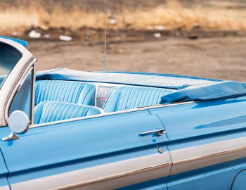 Interior 1961 Oldsmobile Starfire Convertible (3667)