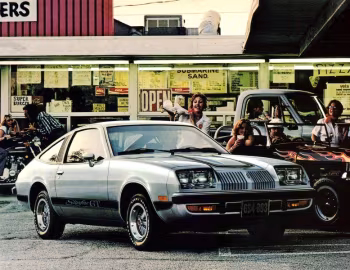 1977 Oldsmobile Starfire GT (3H T07)