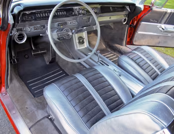 Интерьер 1962 Oldsmobile Starfire Holiday Coupe (3647)
