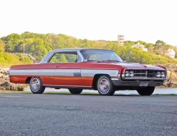 1962 Oldsmobile Starfire Holiday Coupe (3647)