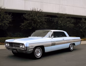 1962 Oldsmobile Starfire Holiday Coupe (3647)