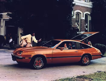 1977 Oldsmobile Starfire SX (3H D07)