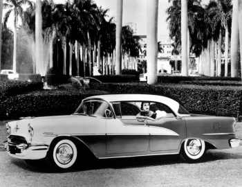 1955 Oldsmobile Super 88 Holiday Sedan (3639SD) '1954–55