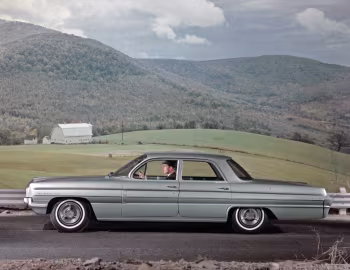1962 Oldsmobile Super 88 Celebrity Sedan (3569)