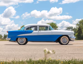 1955 Oldsmobile Super 88 4-door Sedan (3669D)