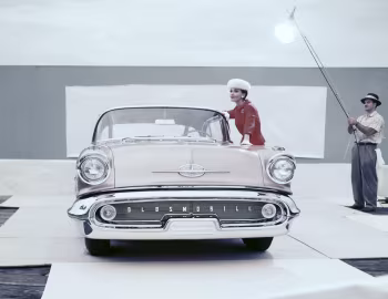 1957 Oldsmobile Super 88 Holiday Coupe (3637SD)