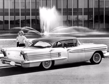 1958 Oldsmobile Super 88 Holiday Sedan (3639SD)