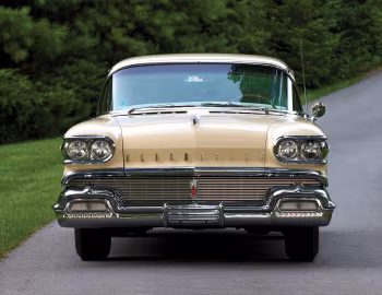 1958 Oldsmobile Super 88 Holiday Sedan (3639SD)