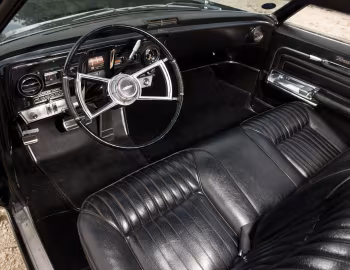 Торпедо 1966 Oldsmobile Toronado Deluxe (9687)