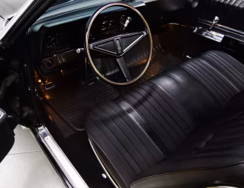 Interior 1968 Oldsmobile Toronado (9487)