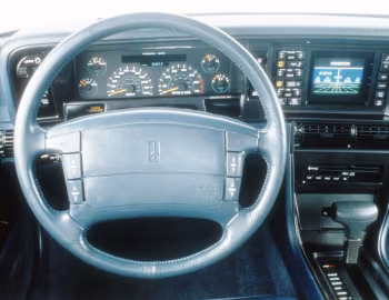 Торпедо 1992 Oldsmobile Toronado (3E Z57)