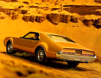 1966 Oldsmobile Toronado (9487)