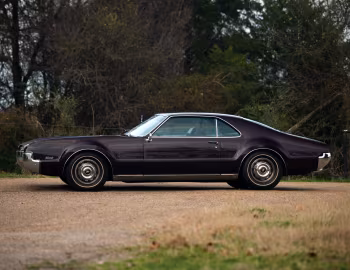 1966 Oldsmobile Toronado (9487)