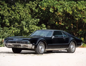 1966 Oldsmobile Toronado Deluxe (9687)