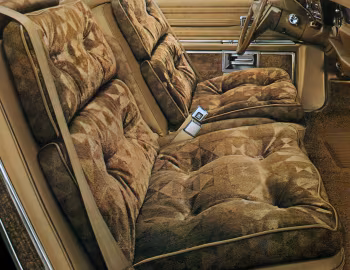 Интерьер 1976 Oldsmobile Toronado Brougham (3E Z57)