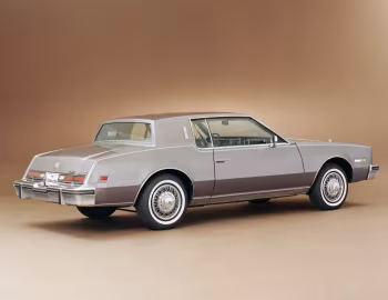 1982 Oldsmobile Toronado Brougham (3E Z57)