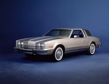 1984 Oldsmobile Toronado Brougham Caliente Coupe (3E Z57)