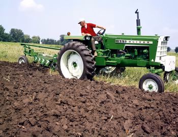 Oliver 1555 '1969–75