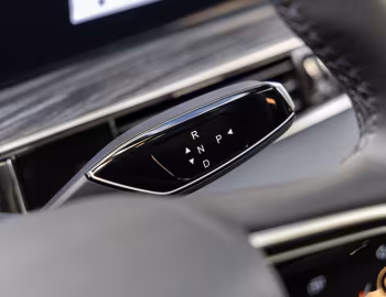 Інтер'єр Omoda 5 SHS-H [EU-spec] '2025–н.ч.