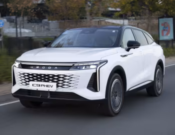 Omoda C9 PHEV [South Africa] '2025–pr.