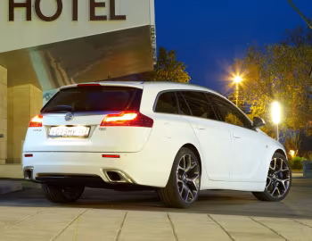 Opel Insignia OPC Sports Tourer [Worldwide] '2009–13