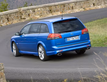 Opel Vectra Caravan OPC (C) '2005–08