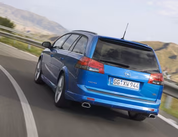 Opel Vectra Caravan OPC (C) '2005–08