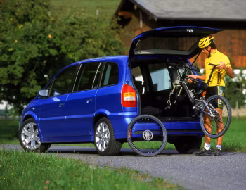 Opel Zafira OPC (A) '10.2001–02.2003