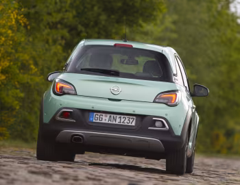 Opel Adam Rocks '2014–18
