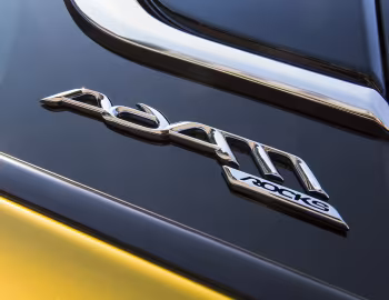 Opel Adam Rocks '2014–18