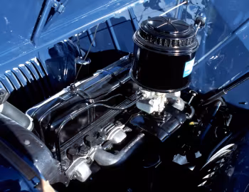Under The Hood Opel Admiral Limousine 4 türig '02.1938–09.1939