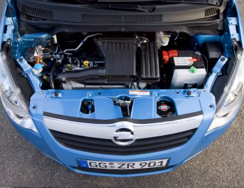 Bajo el capó Opel Agila 1.2 4AT (B) '2008–14