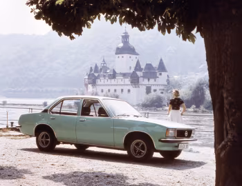 Opel Ascona 4-door (B) '1975–79
