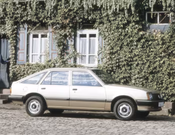 Opel Ascona CC (C1) '1981–84