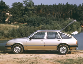 Opel Ascona CC (C1) '1981–84