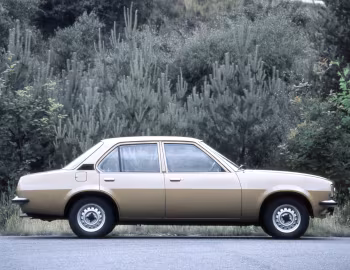 Opel Ascona 1.6 4-door (B) '1975–79