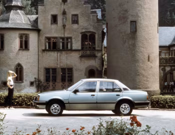 Opel Ascona Berlina [Worldwide] (C1) '08.1981–10.1984