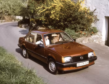 Opel Ascona Berlina [Worldwide] (C1) '08.1981–10.1984