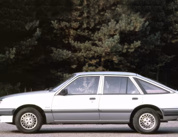 Opel Ascona GLS CC [Worldwide] (C3) '1986–87