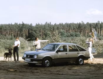 Opel Ascona CC (C1) '1981–84