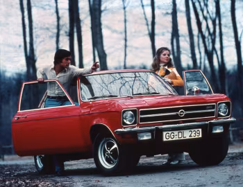 Opel Ascona 16 S Holiday 2-door (A) '08.1971–07.1973