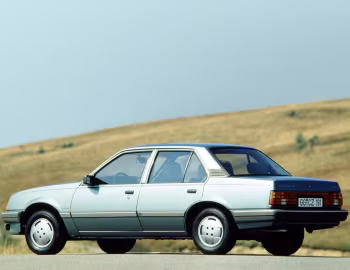Opel Ascona GLS '1984–86