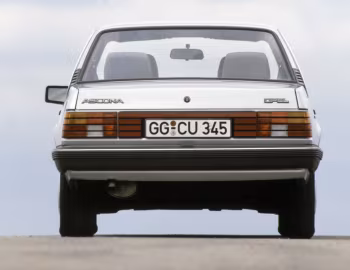 Opel Ascona GLS '1984–86