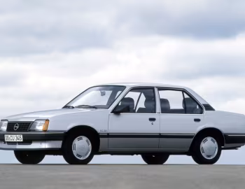 Opel Ascona GLS '1984–86
