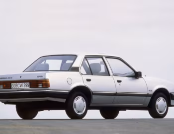 Opel Ascona GLS '1984–86